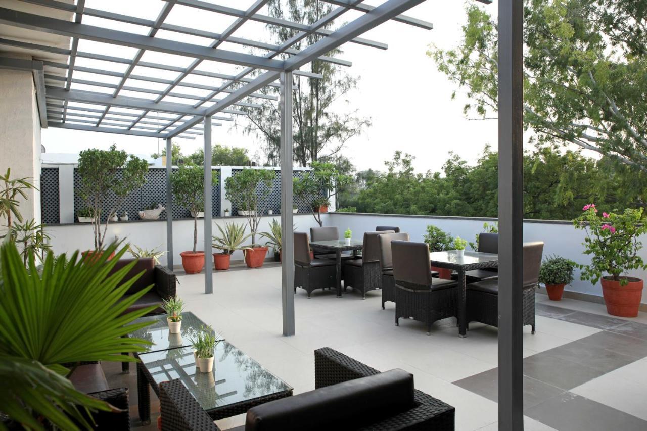 Ahuja Residency Sunder Nagar होटल New Delhi
